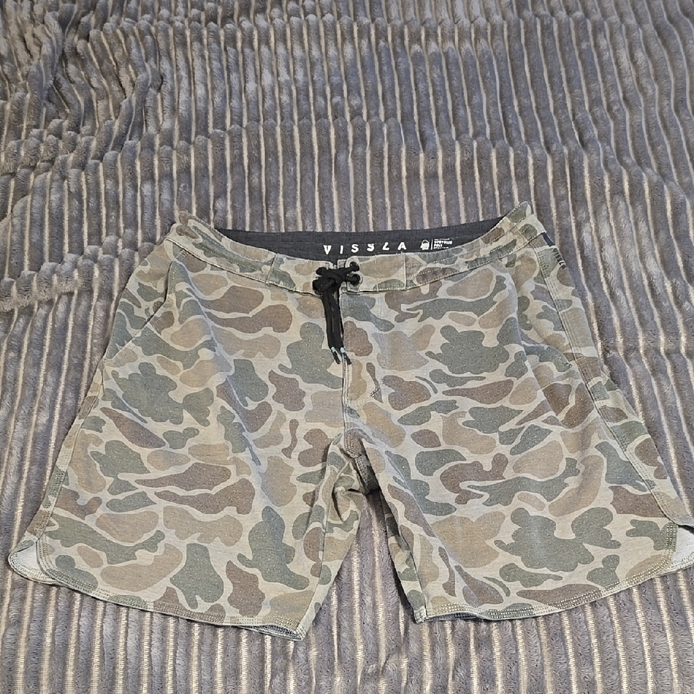 VISSLA Camo Hybrid Shorts